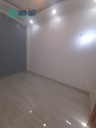 Bán nhà 4 tầng 48m2 đường Tỉnh lộ 10 gần Trường TH Bình Trị Đông 4.55 tỷ