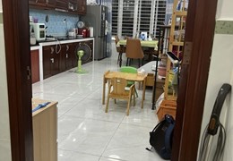 Chính chủ cho thuê nhà nguyên căn 1 trệt 4 lầu. hẻm xe tải Đào Duy Anh, P9, Phú Nhuận