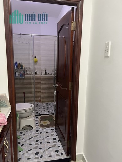 Chính chủ cho thuê nhà nguyên căn 1 trệt 4 lầu. hẻm xe tải Đào Duy Anh, P9, Phú Nhuận