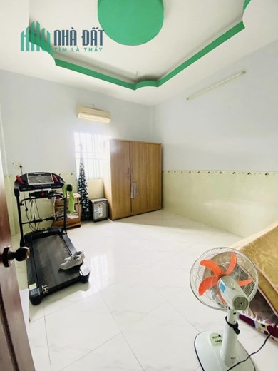 3.77 TỶ – NHÀ 3 TẦNG 50m2 – HẺM 1 XẸT CÁCH MẶT TIỀN ĐƯỜNG 30m.