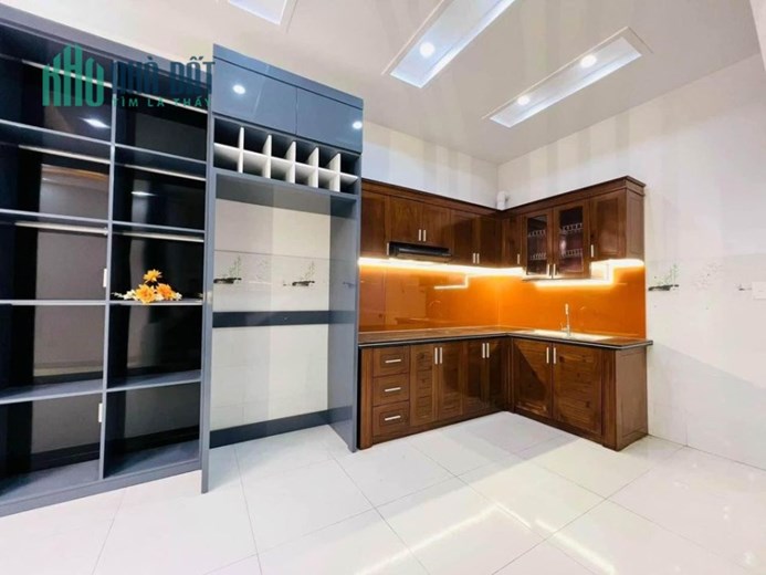BÁN NHÀ XUÂN ĐỈNH –Gara 7 chỗ -ô tô tránh –ở sướng 80m 12.9 tỷ