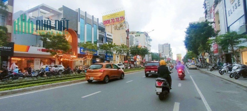 Bán nhà 2 mặt tiền kinh doanh Cf Highlands đường Nguyễn Văn Linh, Thạc Gián, Thanh Khê, Đà Nẵng.