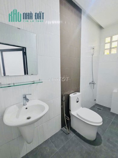 Tân Bình - Mặt Tiền Bàu Cát 6 4x18m- 3 lầu, ST giá chỉ 12.5 tỷ