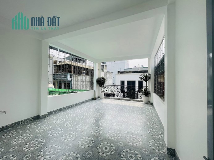 Bán nhà Xuân La - Ô TÔ - gara –kinh doanh-ô chờ thang máy – 82 M 13.2 TỶ
