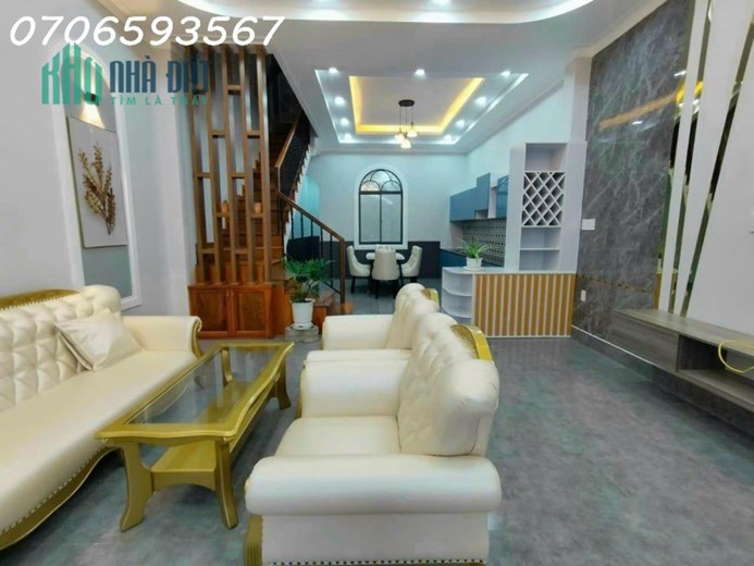 BÁN NHÀ MỚI 1 TRỆT 1 LẦU ĐEP LUNG LINH TRỤC ĐƯỜNG LỘ 28M KHU BIỆT THỰ SANG ĐẸP Ở KHU HOÀNG HẢO, Ở