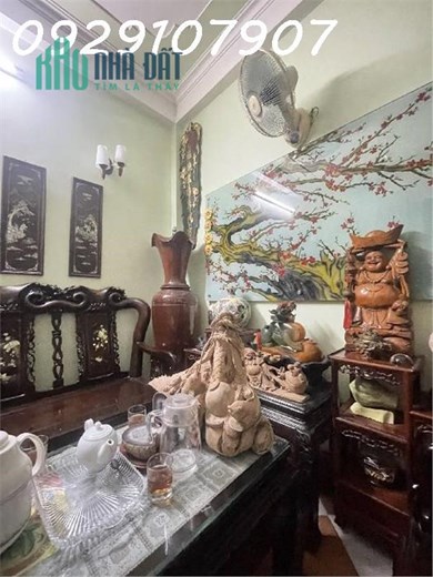 BÁN GẤP NHÀ PHỐ HOÀNG QUỐC VIÊT, DT 70M2 ,5 TẦNG, MT 4,5M, CÁCH Ô TÔ 10M. GIAO THÔNG THUẬN TIỆN.GIÁ