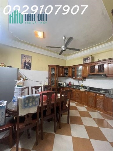 BÁN GẤP NHÀ PHỐ HOÀNG QUỐC VIÊT, DT 70M2 ,5 TẦNG, MT 4,5M, CÁCH Ô TÔ 10M. GIAO THÔNG THUẬN TIỆN.GIÁ
