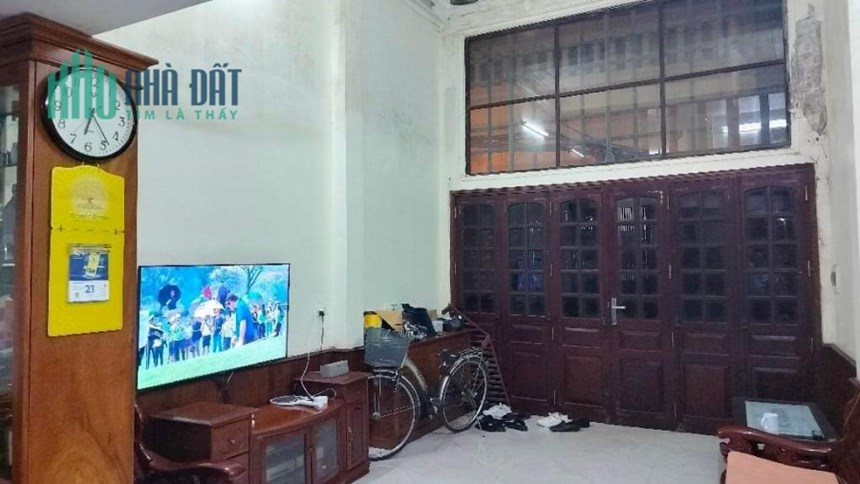 BÁN NHÀ MẶT NGÕ GIÁP BÁT, CÁCH MẶT PHỐ Ô TÔ TRÁNH CHỈ 10 MÉT. DT 36M 5T CHỈ 4 TỶ 1x