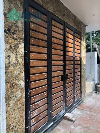 NGHI TÀM – NHÀ MỚI KÍNH KOONG – NỘI THẤT XỊN XÒ
35M2 – 5 TẦNG – MT 4M- 4.85