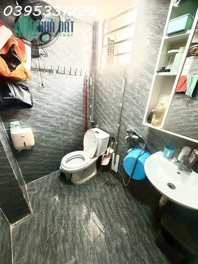 CHÍNH CHỦ CHUYỂN ĐỔI NHÀ TO CẦN BÁN CĂN HỘ CHUNG CƯ CAO CẤP TẦNG 9. ĐIA CHỈ: NGÕ 1 PHỐ QUAN NHÂN,