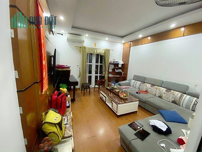Bán nhà khu phân lô Thư Trung - Văn Cao, 60m 4 tầng GIÁ 4.2 tỉ, đường 8m