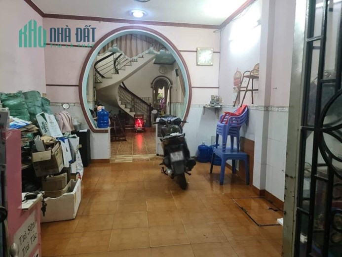 HXT THÔNG - NGAY CHỢ LẠC QUANG QUẬN 12 - 72M2, 2 TẦNG - NHÀ ĐẸP Ở NGAY - CHỈ HƠN 5 TỶ.