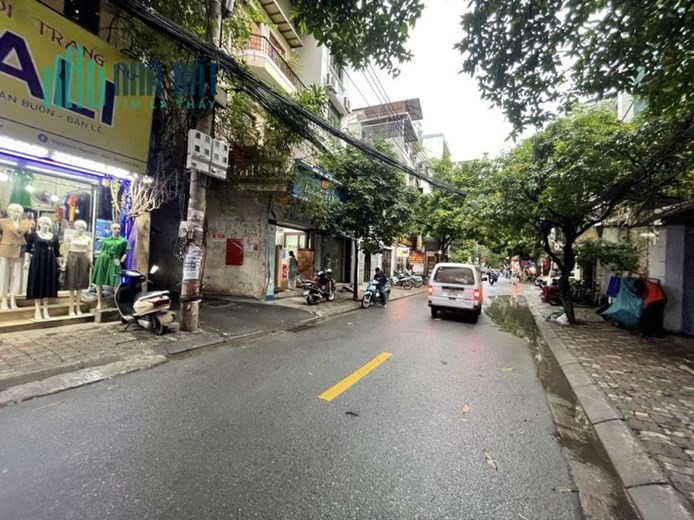 Bán nhà Nguyễn Ngọc Nại Thanh Xuân 100m2, 3 tầng, giá 6.5 tỷ - Cơ hội đầu tư tốt!