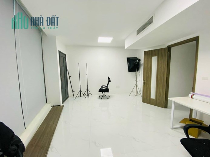 TUYỆT PHẨM! TOÀ NHÀ VĂN PHÒNG - MẶT PHỐ NGUYỄN NGỌC NẠI - THANH XUÂN - 97m2 - VỈA HÈ - KINH DOANH