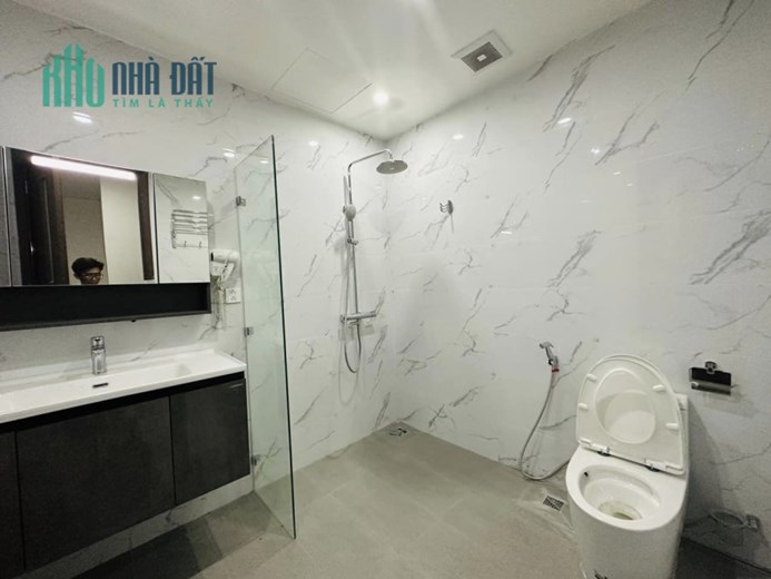TUYỆT PHẨM! TOÀ NHÀ VĂN PHÒNG - MẶT PHỐ NGUYỄN NGỌC NẠI - THANH XUÂN - 97m2 - VỈA HÈ - KINH DOANH