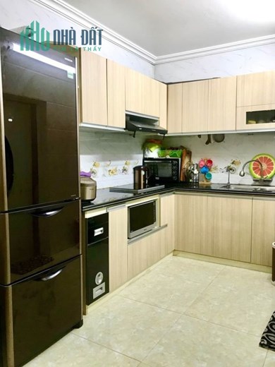 Bán nhà phố Hàng Kênh, 63m 2.5 tầng GIÁ 3.15 tỉ, sân cổng riêng