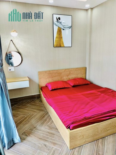 Nhà mới hoàn công đầy đủ, hẻm yên tĩnh, 2 lầu.