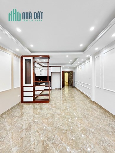 Bán Nhà Q. Hoàng Mai, Phố Giáp Nhị 12.3 tỷ, 60m2, Mặt tiền 4m, Kinh Doanh, Ô tô tránh