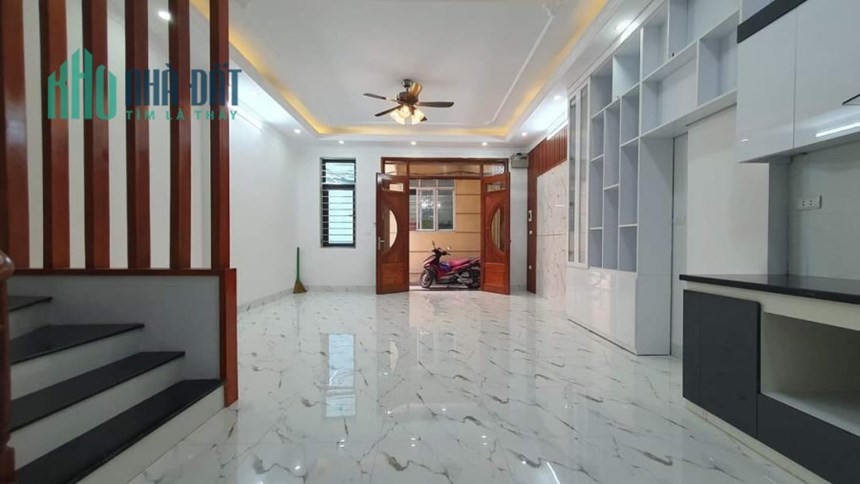 Bán nhà Lĩnh Nam- Vĩnh Hưng 42m 6 tầng 7 ngủ 4 tỷ hơn