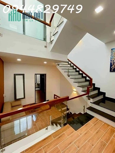 NHÀ ĐẸP RẺ chỉ 3,x tỷ - Mặt tiền đường 5.5m, Liên Chiểu - 3 tầng- gần RIO cinemas Liên Chiểu, Đà