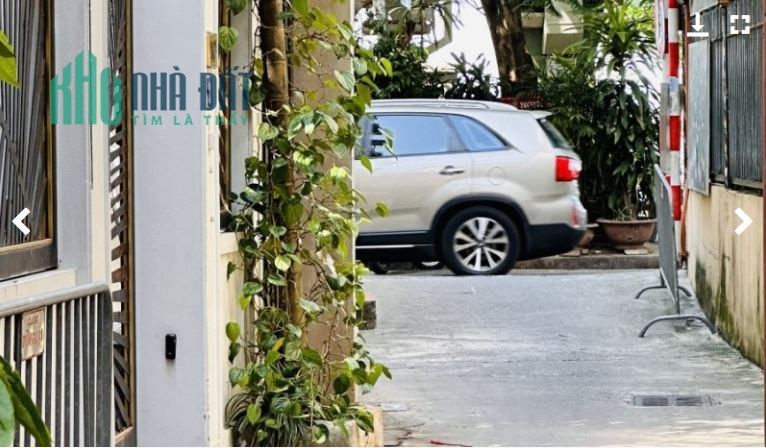 Bán nhà trên bán đảo Tây Hồ, cách Hồ 10m, 41m2 x 6 tầng, đẹp sẵn ở ngay, LH: 0906299843