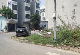 Bán 84m2 đất chợ Cầu Diễn, mặt tiền 8.2m, xe tải tránh nhau, kinh doanh, lô góc, 11.9  tỷ