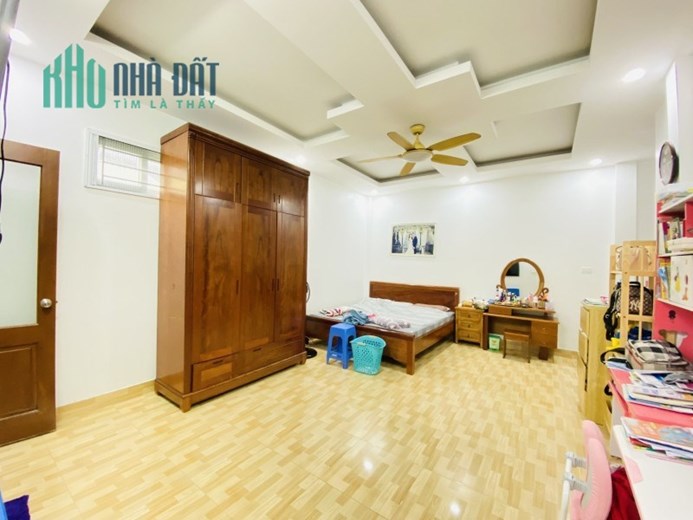 Bán nhà riêng Quan Nhân Nhân Chính 45m 6 tầng ngõ thông 2 thoáng gần phố ở ngay nhỉnh 6 tỷ lh