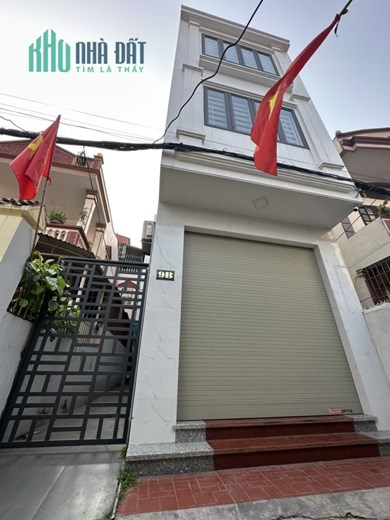 Bán nhà ngõ cực nông Ngô Gia Tự gần Văn Cao, 41m 3 tầng GIÁ 2.39 tỉ độc lập