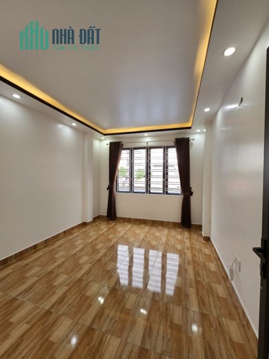Bán nhà ngõ cực nông Ngô Gia Tự gần Văn Cao, 41m 3 tầng GIÁ 2.39 tỉ độc lập