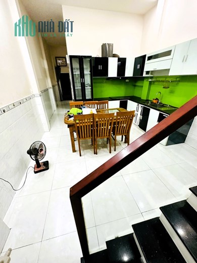 Cho thuê nhà 1T1L 4pn 200m2 full nội thất đường 17 Linh Trung