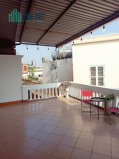 Bán nhà ngõ cực nông Nguyễn Văn Linh gần AEON, 42m 4 tầng GIÁ 2.95 tỉ