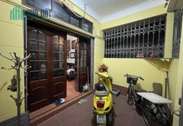 Bán nhà lô góc Nguyễn Trãi 60m 3 tầng 3 mặt thoáng ngõ thông nhỉnh 6  tỷ lh 0975124520