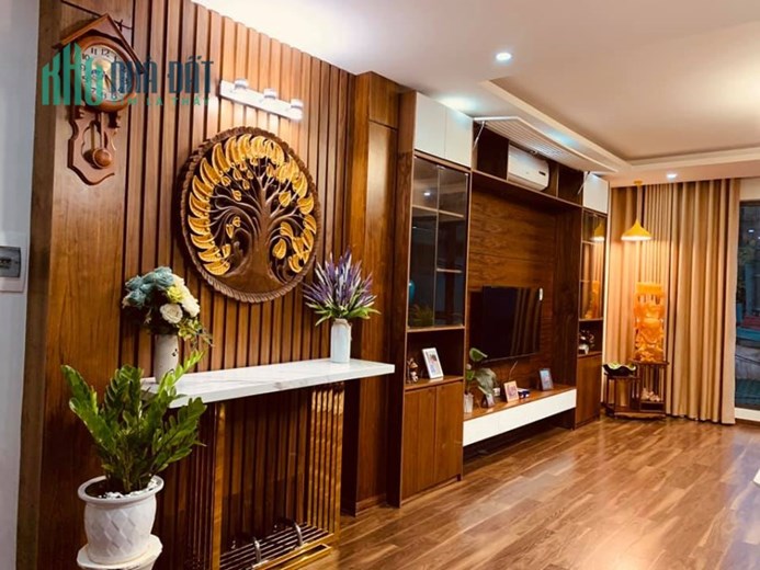 Bán nhà Nhuệ Giang, nội thất mới đẹp, gần ô tô tránh, 33m2, 4.65 tỷ