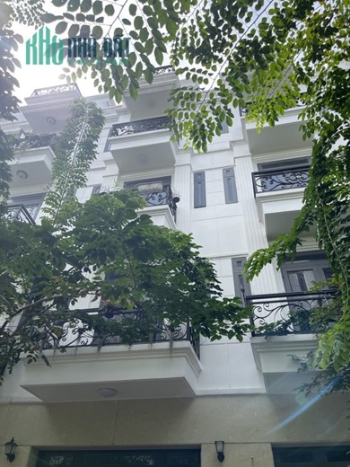 BÁN NHÀ HÀ HUY GIÁP- NHÀ XÂY DỰNG 5 TẦNG KHU PHÂN LÔ LIỀN KỀ- DÂN TRÍ CAO