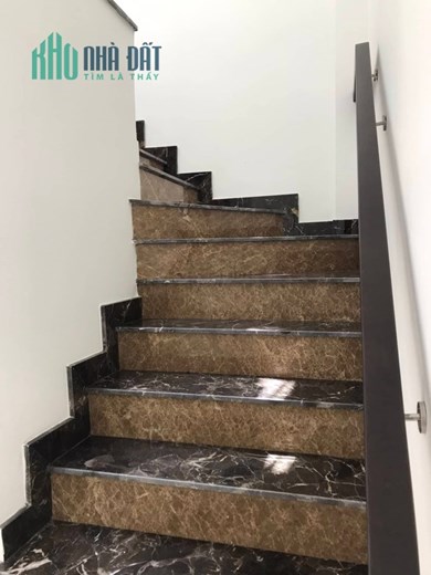BÁN NHÀ HXH CÁCH CHỢ TÂN HƯƠNG 100M, GIÁ CHỈ 5TỶxx, TẶNG FULL NỘI THẤT