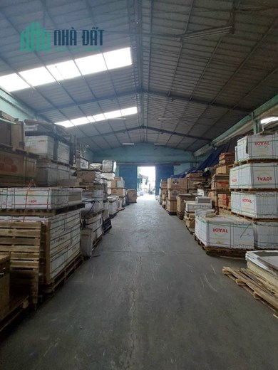 Cho thuê kho bãi 4700m2 mặt đường Ql1A Quận 12