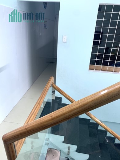 ♣ Nhà Mặt tiền Tiểu La gần Lê Thanh Nghị, 83m2 3 tầng KD, 8.x tỷ
