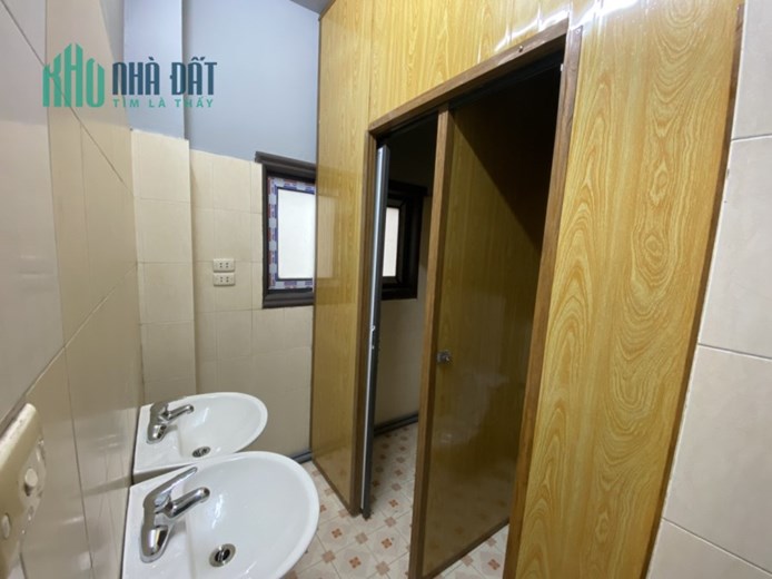 Cho thuê homestay địa chỉ số 385 đường giải phóng ( cạnh ngã tư trường chinh- đại la- giải phóng-