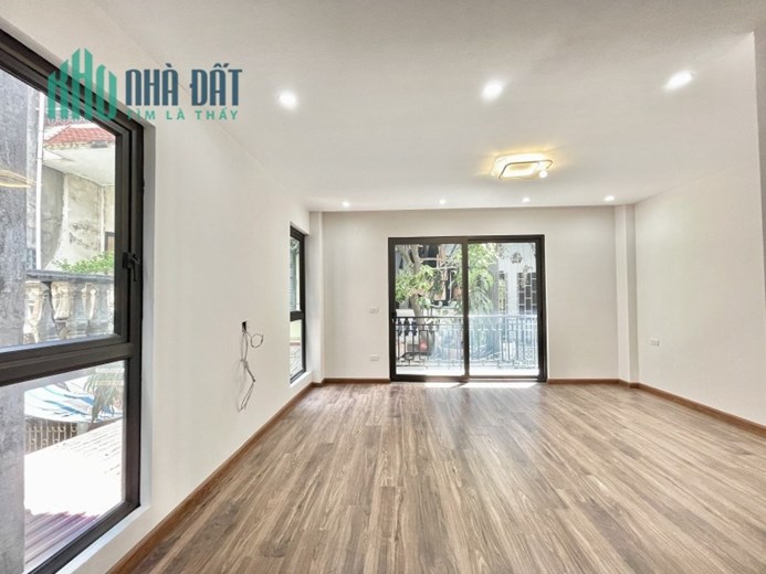 BÁN GẤP NHÀ - ĐƯỜNG LÊ TRỌNG TẤN 45M2 6 TẦNG  MẶT TIỀN 4.5M 7 TỶ