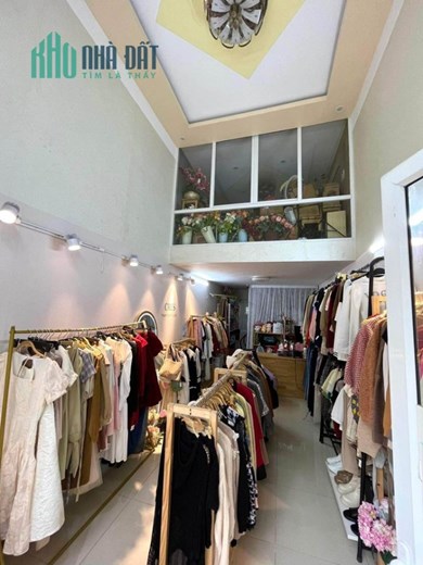 Sang nhượng cửa hàng mặt đường Lán Bè Địa chỉ: Lán Bè, quận Lê Chân, Hải Phòng
