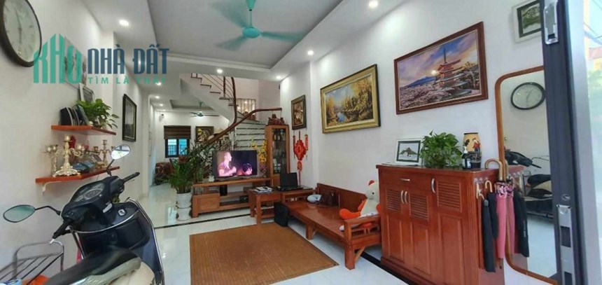 Nhà 4 Tầng-Ô Tô Cất Trong Nhà-Đường Thông-Vân Trì-Vân Nội-Đông Anh-DT 50m²-MT 3,6m