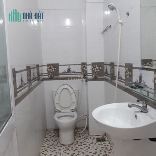 Nhà đẹp 3 tầng Hẻm 258 Vườn Lài, 4 phòng ngủ