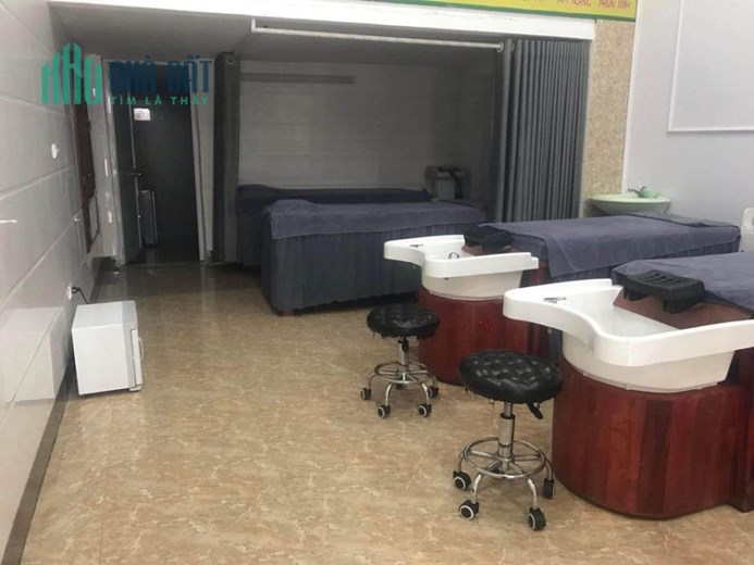 CẦN SANG NHƯỢNG SPA [MẶT TIỀN] 4,5mD/C: ĐƯỜNG HÀ HUY TẬP - TP HÀ TĨNH