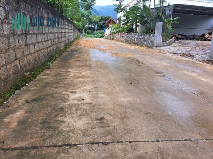 Bán gấp đất Cao Dương ,lương sơn-Hòa Bình giá hạt rẻ,đát vuông như chiếc bánh chưng.