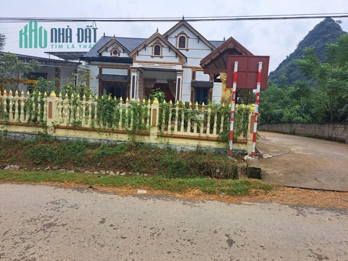 Bán gấp đất Cao Dương ,lương sơn-Hòa Bình giá hạt rẻ,đát vuông như chiếc bánh chưng.