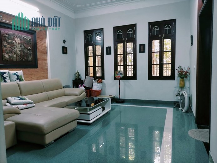 Bán nhà phố Nguyễn Chí Thanh, gara, ô tô tránh, kinh doanh, 106m, 15.9 tỷ