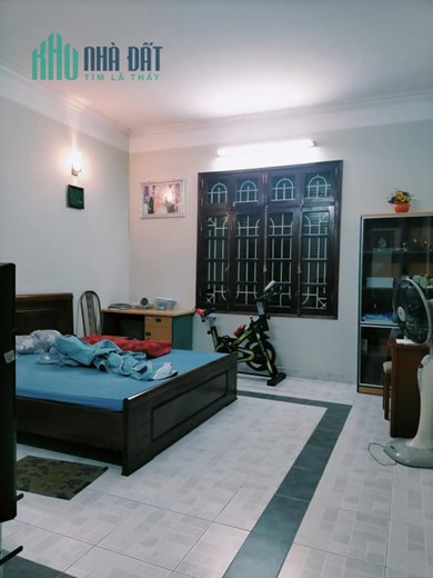 Bán nhà phố Nguyễn Chí Thanh, gara, ô tô tránh, kinh doanh, 106m, 15.9 tỷ
