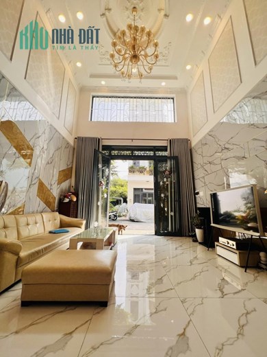 ĐƯỜNG 10M THÔNG - KHU VIP PHÂN LÔ THẠNH XUÂN QUẬN 12 - 5 TẦNG, THIẾT KẾ HIỆN ĐẠI, NỘI THẤT CAO CẤP