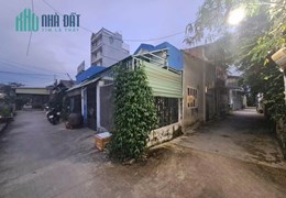 🆘 Quận 12 Thạnh Xuân Bán Nhà Mặt Tiền Kênh C4 10x10 4PN Giá 3,3Tỷ