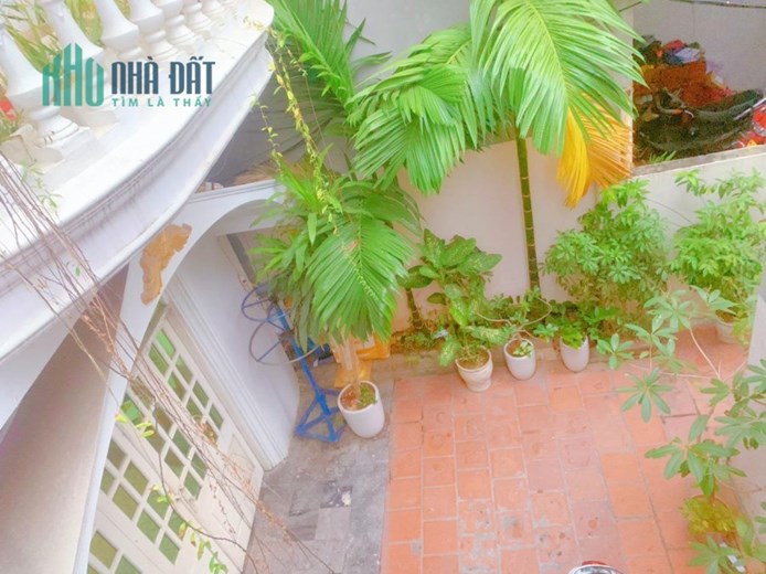 NHÀ CHÍNH CHỦ – Cần Bán Căn Nhà 3 Tầng Xây Theo Kiến Trúc Biệt Thự Tại Bắc Từ Liêm, Hà Nội